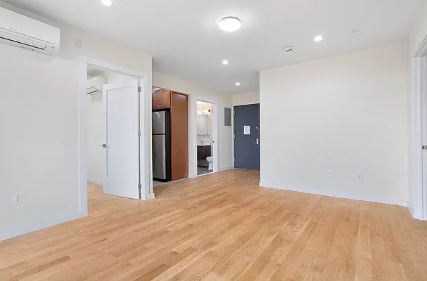 Rented by Nest Seekers International | media 14