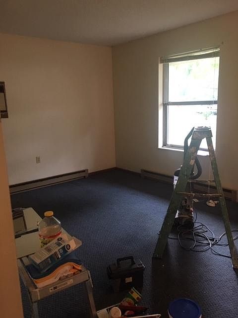 1st image of 1005 E Grand Ave #7