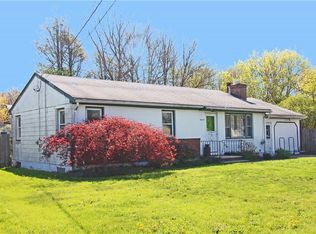 14 Flint Corn Rd, Portsmouth, RI 02871