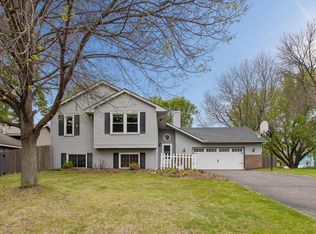 13916 York Ave S, Burnsville, MN 55337