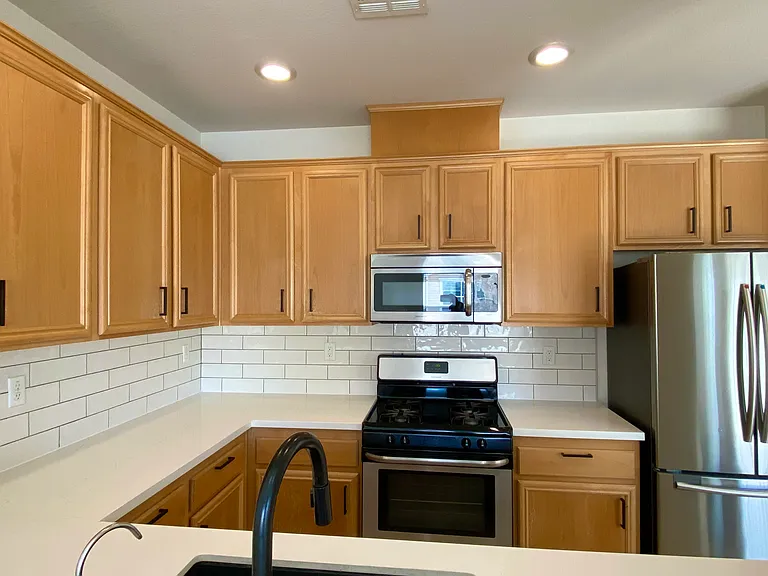8692 Belmont St #B — Photo 15