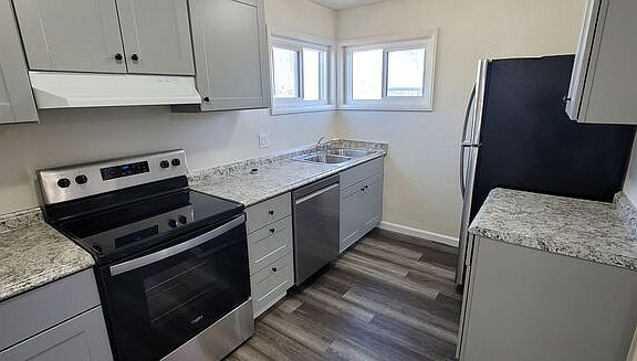 5th image of 831-02 Sullivan Ln
