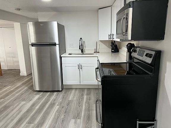 3rd image of 2920 E 3215 S