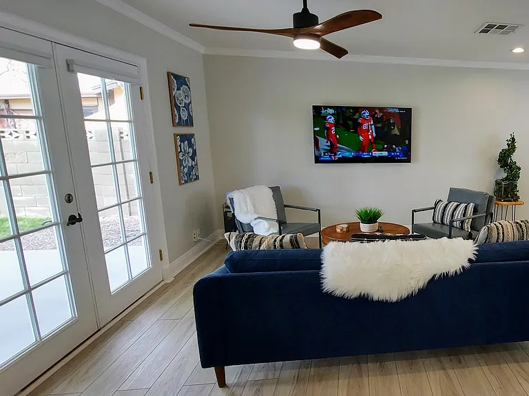 1295 Harold Ave — Photo 12