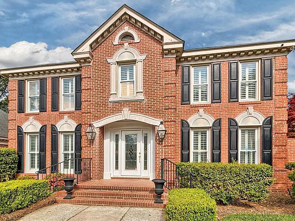 5th image of 55 Upper Pond Rd