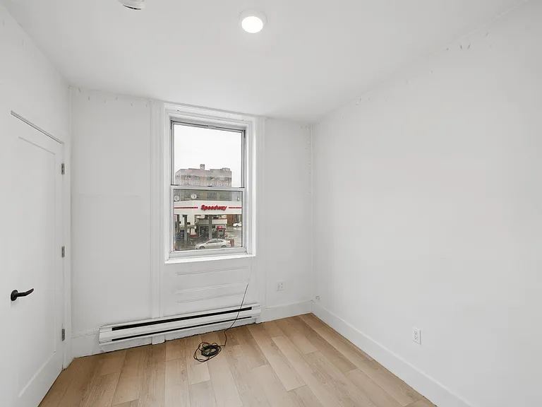 1327 Willow Ave #3 — Photo 12