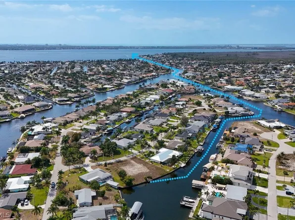 5010 Saxony Ct, Cape Coral, FL 33904
