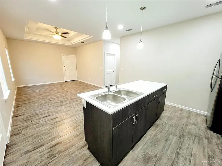 1312 Vani Dr #4 — Photo 9