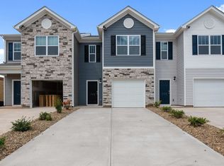 742 Embark Cir, Greer, SC 29651