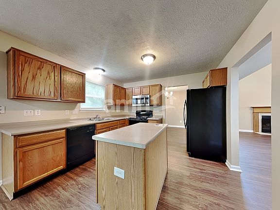 5th image of 5105 Pike Creek Ln