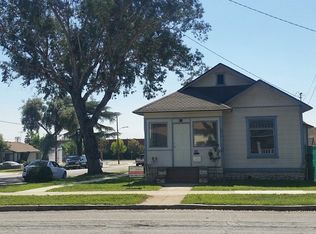 594 E 9th St, Upland, CA 91786