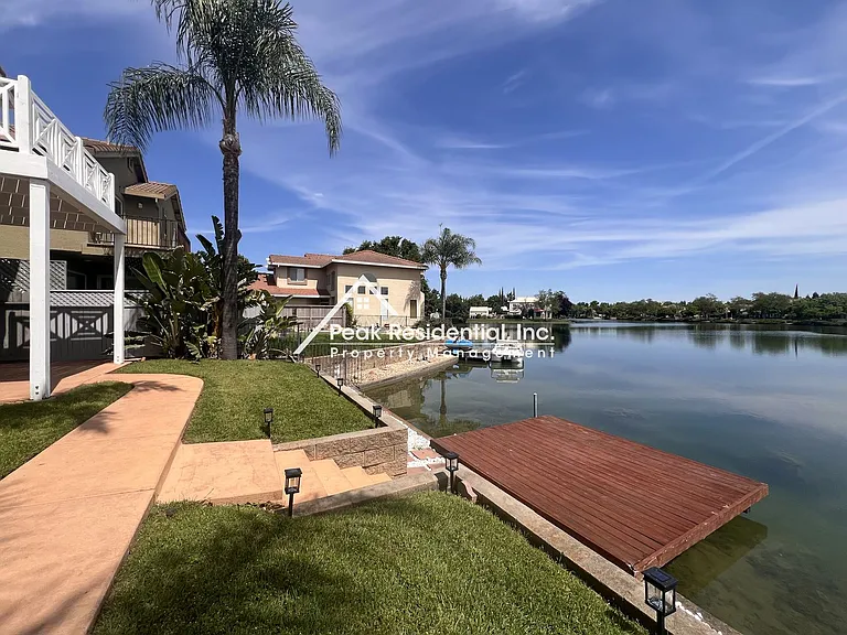 3333 E Island Ct — Photo 8