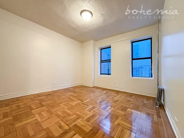557 Academy Street image 1 of 6