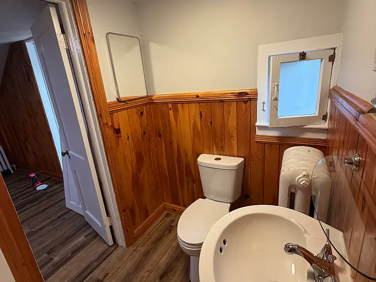 142 Bay St #2 — Photo 19