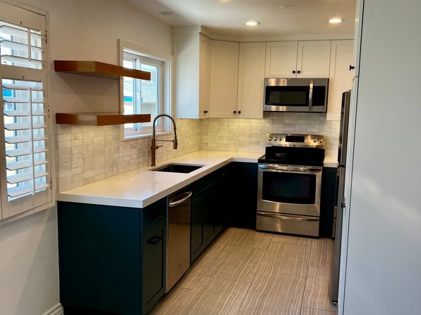 2131 E 1st St Unit 107