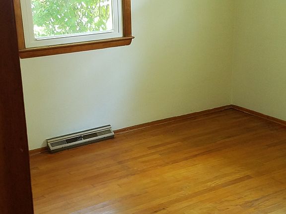 Original hardwood floors