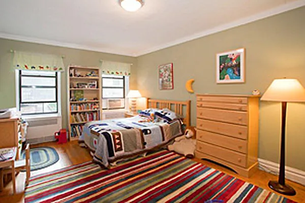 Sold by Warren Lewis Realty | media 26