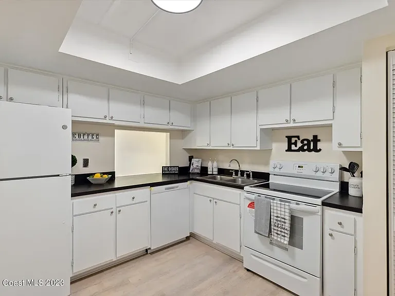 2975 Thrush Dr #131 — Photo 5