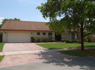 9141 SW 101st Ave, Miami, FL 33176