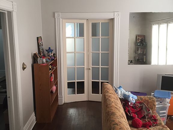 2nd image of 961 Douglas St NW