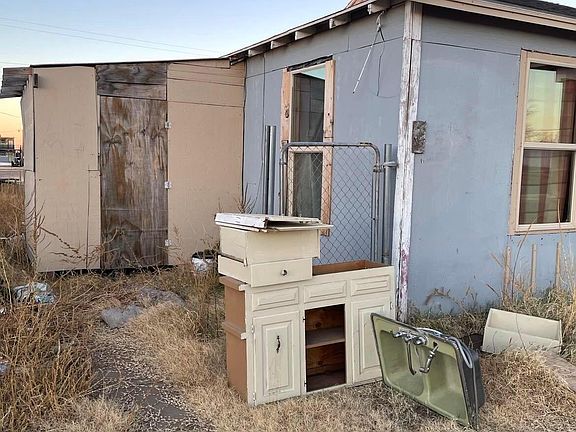 2nd image of 1608 NW 17th Ave