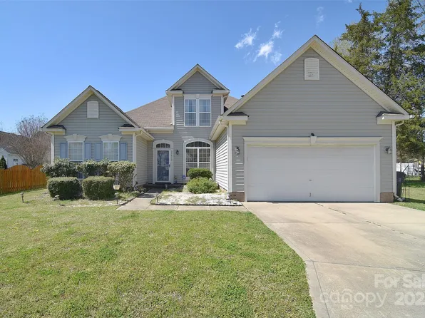 13510 Sunny Glen Way, Charlotte, NC 28278