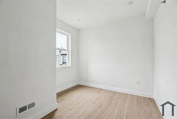 4163 Mantua Ave #4 — Photo 13
