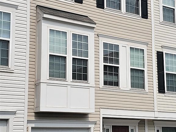 2nd image of 8312 Heritage Crossing Ct