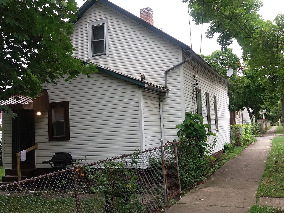 1st image of 12816 Rexford Ave