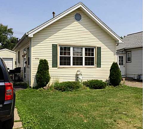 2nd image of 476 Marilla St