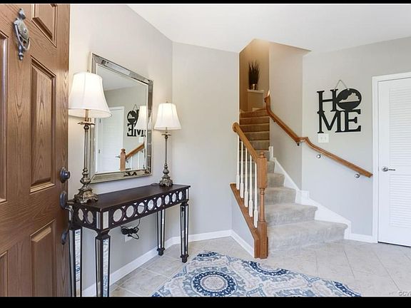 2nd image of 3907 Strolling Ln