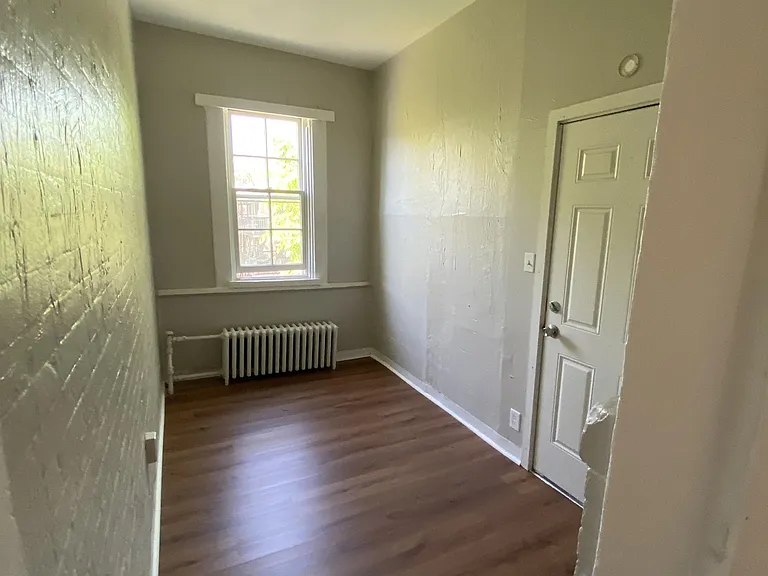 445-453 Albany Ave #C3 — Photo 4