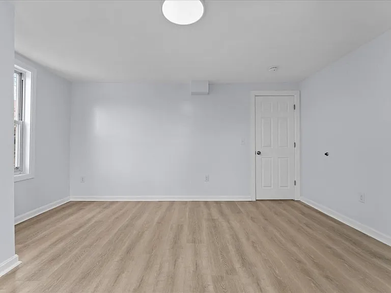 53 West St #1 — Photo 13