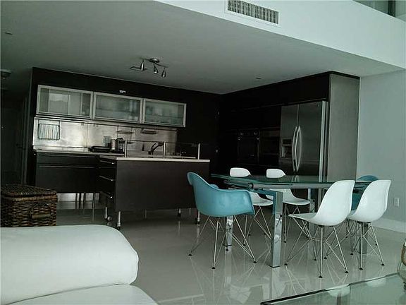 4th image of 6000 Collins Ave APT 317