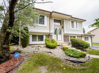 5658 Crestwood Rd, Matteson, IL 60443