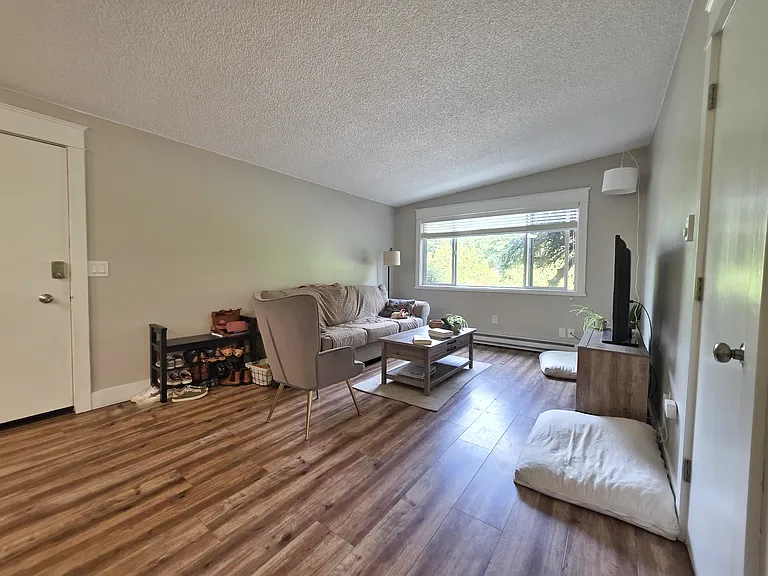 2110 N Oakes St #1 — Photo 2