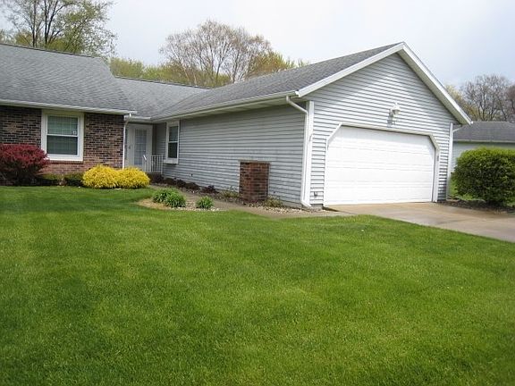 2nd image of 18423 Wooded Way