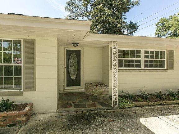 2nd image of 14376 Aqua Vista Rd N