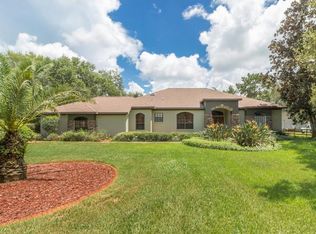 9840 Hilltop Dr, New Port Richey, FL 34654