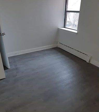 5th image of 7 Osler Ct