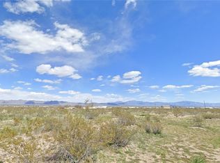 374 S Emery Park Rd, Golden Valley, AZ 86413