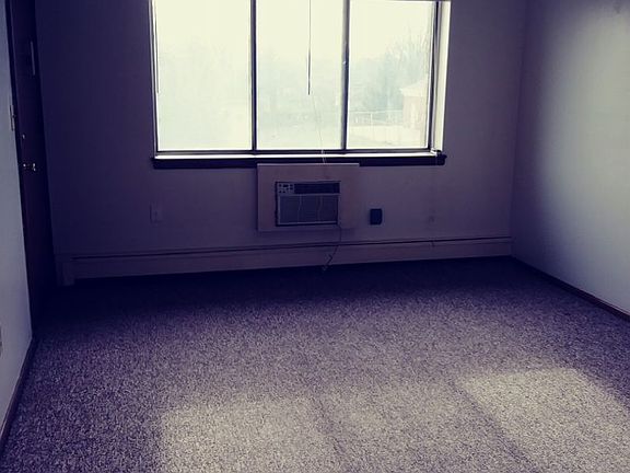 4th image of 9204 W Lincoln Ave #6