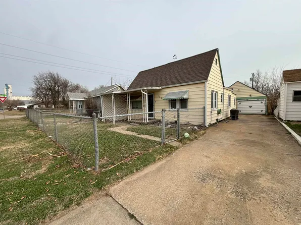 1229 N 11th St, Enid, OK 73701