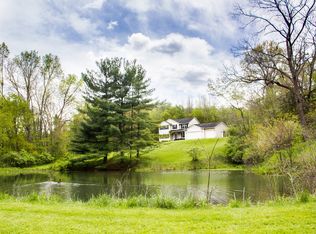 9558 Stickle Rd, St Louisville, OH 43071