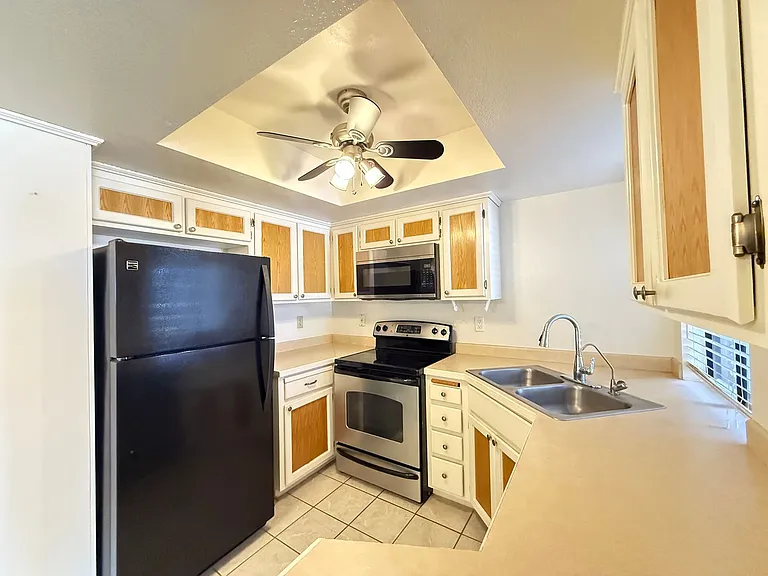 1792 Bahama Ave #A — Photo 8