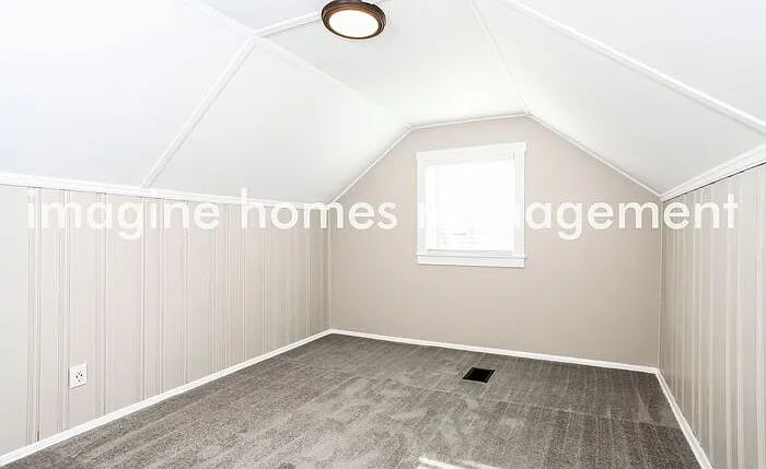 10496 Thornview Dr — Photo 9