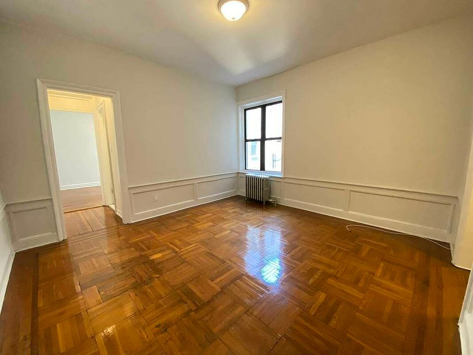 1st image of 392 Saint Johns Pl APT 2C