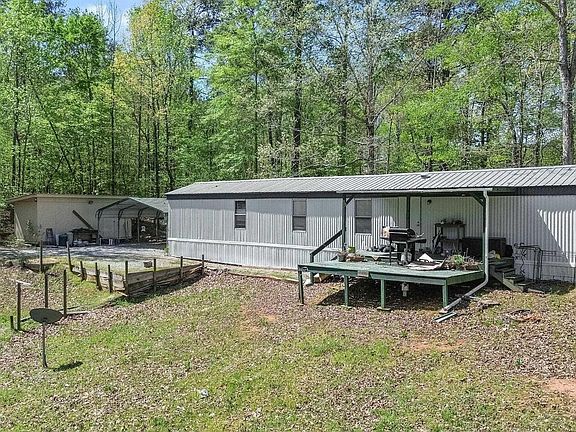 4th image of 589 County Road 543