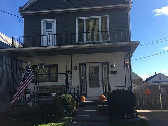 2nd image of 391 Willett St