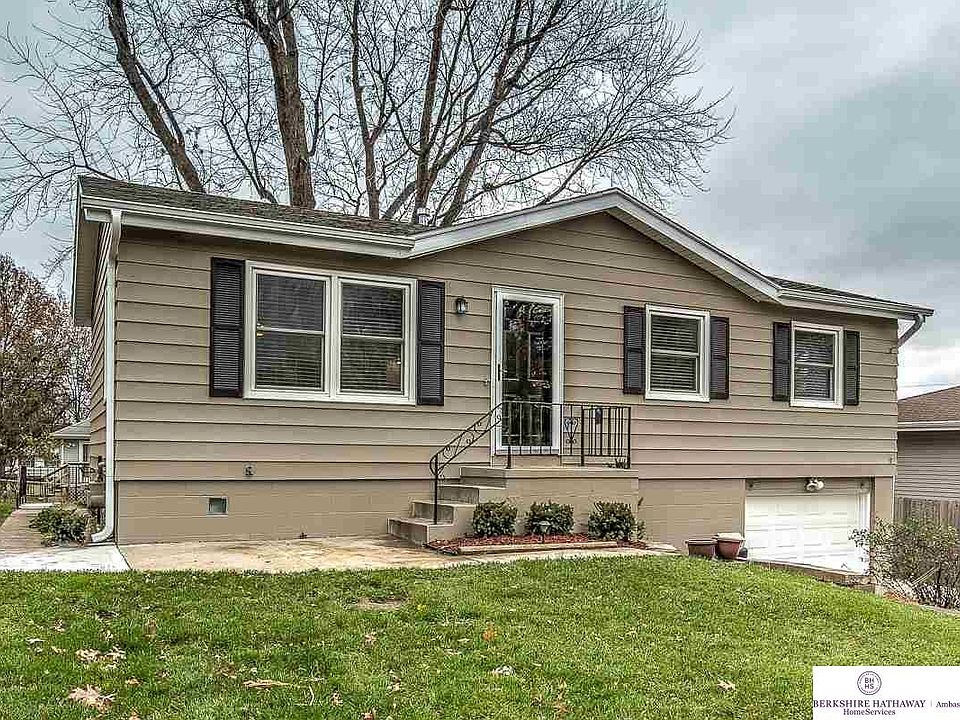 1st image of 3731 S 91st St